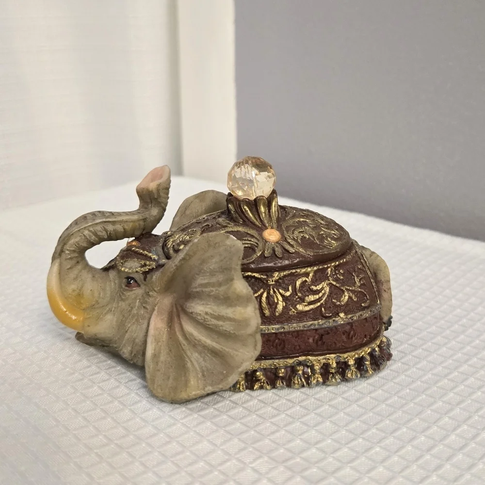 Vtg Dimontti Elephant Trinket Box Resin Composite Embellished Vanity Decor Italy